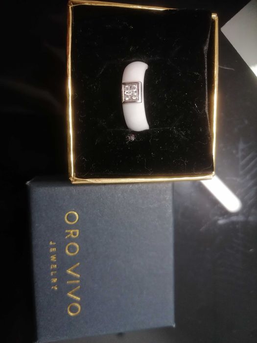 Anel cerâmica com diamantes Tam. 14