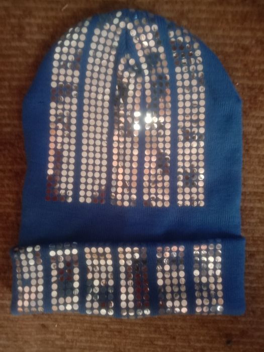 Віддам речі жіночі