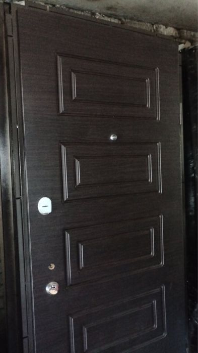 Распродажа входных дверей,дешево !
