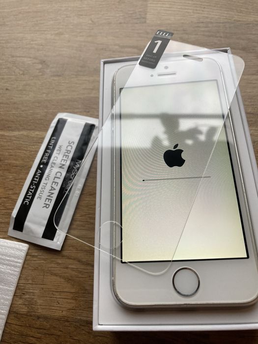 Szkło ochronne na ekran iphone SE