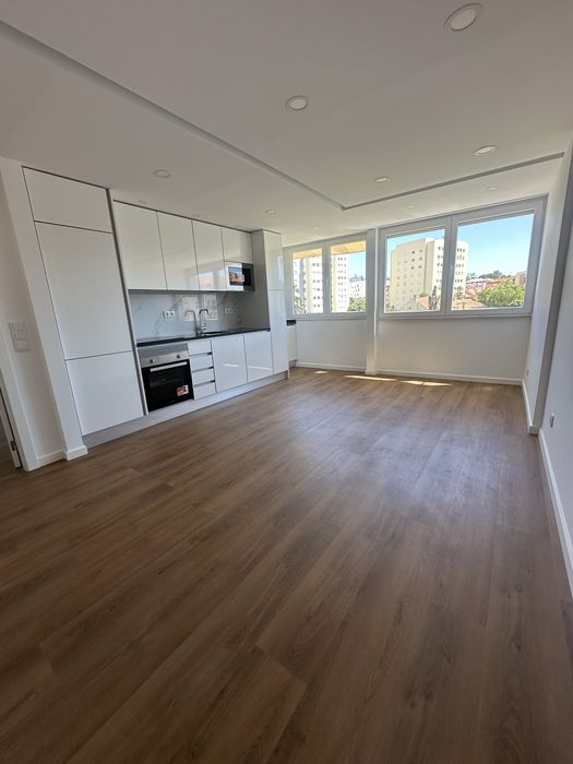 Apartamento T2 à venda em Benfica, Lisboa — foto 2