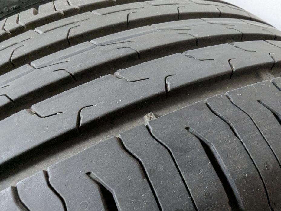 Continental EcoContact 6  215/50 r17 95 V XL   DOT 4025
