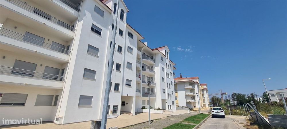 Apartamento T3 Telheiro, Leiria