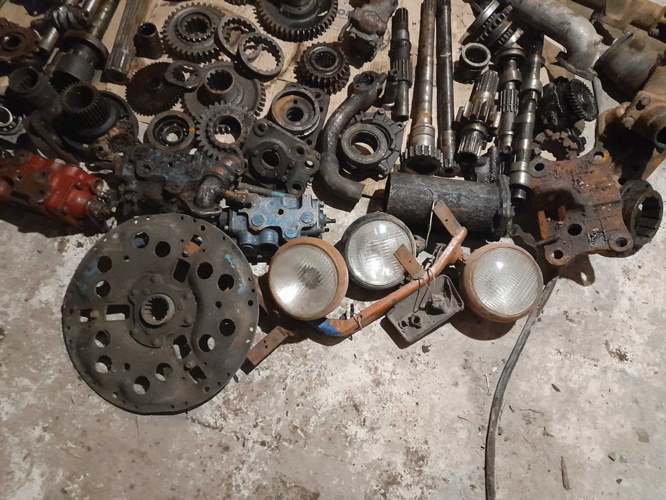 Запчасти до МТЗ Б/У