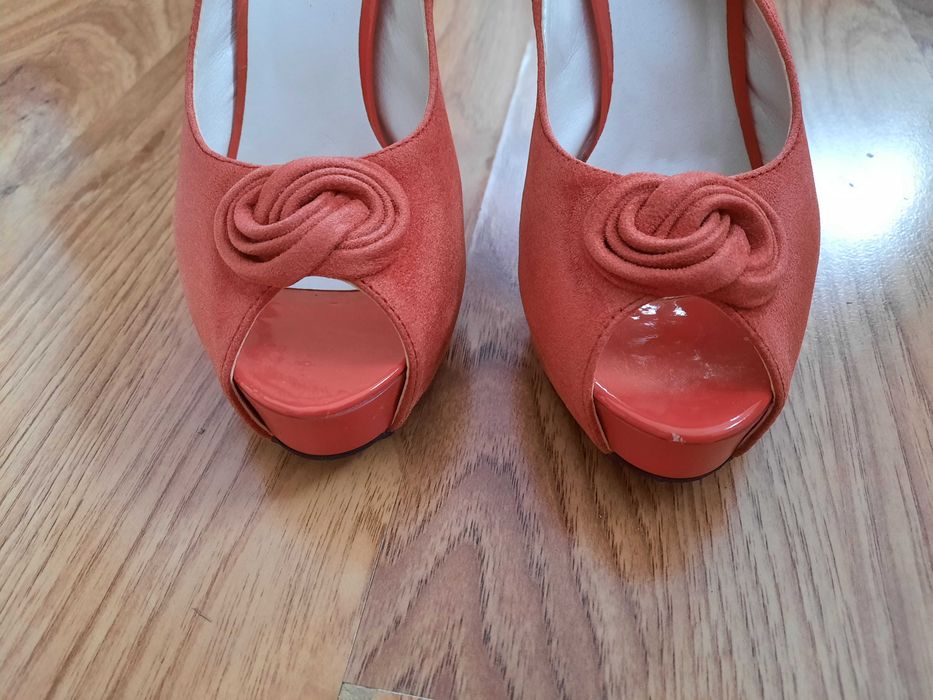 Sandały na platformie