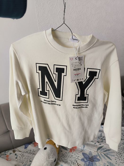 Молочний костюм zara