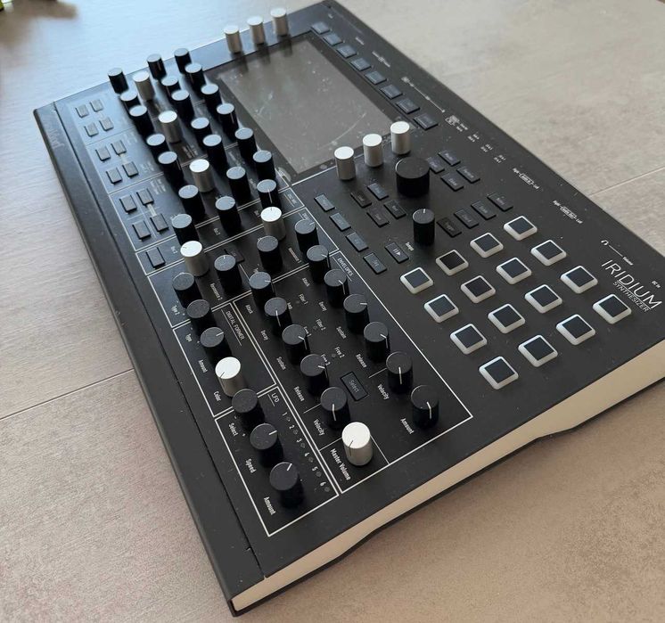 Waldorf Iridium Desktop Synthesizer