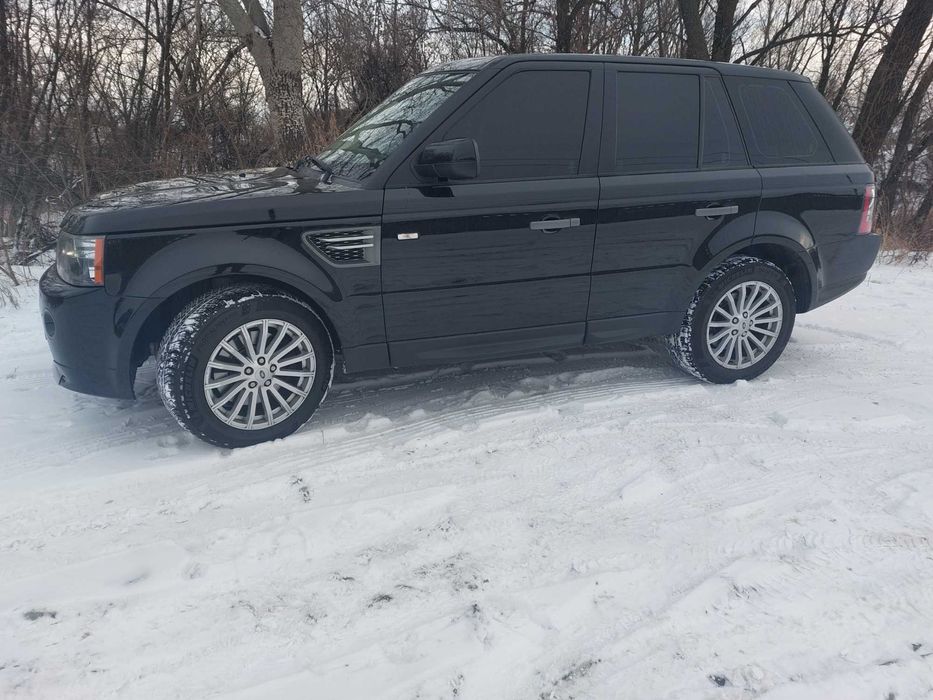Продаеться гарний Range Rover Sport