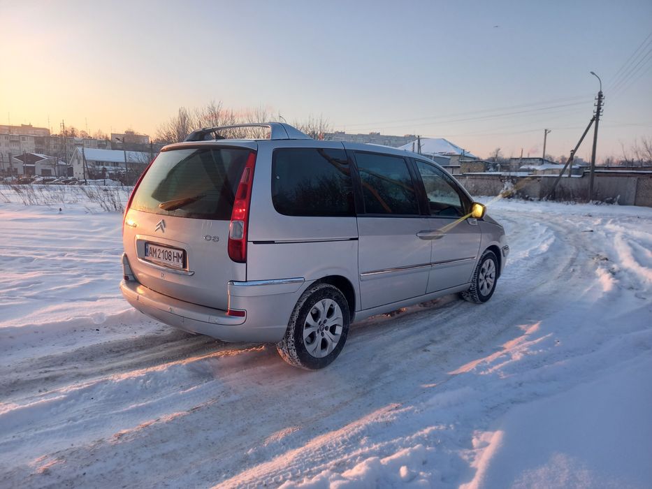 Продам Citroen C8