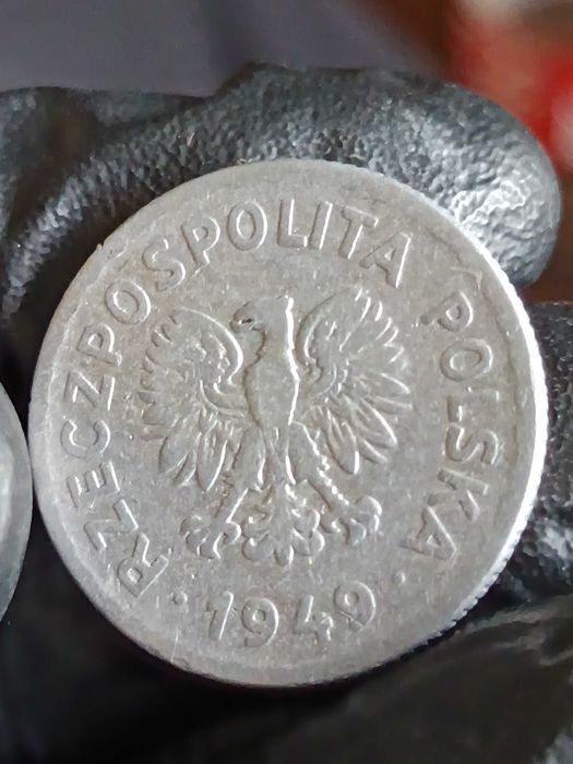 Sprzedam monete 1 zl 1949 rok lekka skretka
