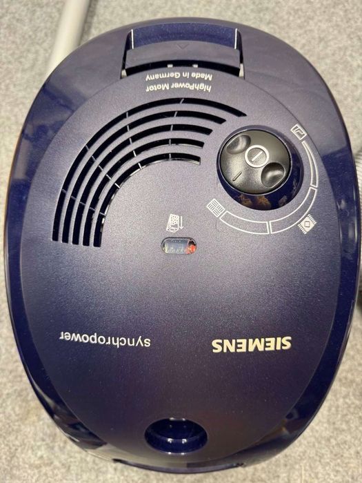Odkurzacz Cylindrowy Siemens Vs06A111 ,Mocny Do Dywanów 600W 4L