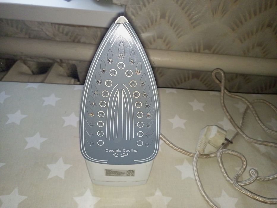 Два утюга рабочие