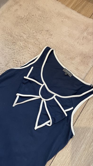 Bluzka elegancka z kokardą M