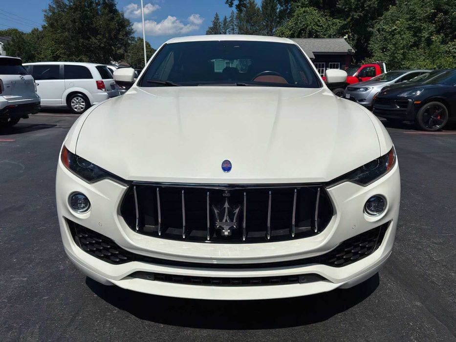 Maserati Levante      2019