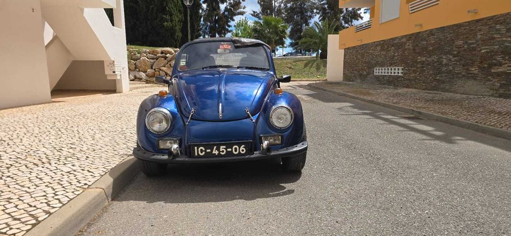 VW Carocha Cabrio 1970 - O Clássico Perfeito para Passeios, Eventos e Dias de Sol - 5 Lugares - Bom Estado. Entregue com inspeção e revisão.