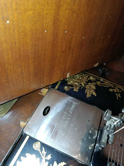 Maquina de costura antiga - PFAFF 30