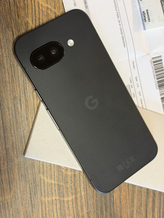 Google Pixel 9a 128GB Czarny z Media Expert Idealny z gwarancją Okazja
