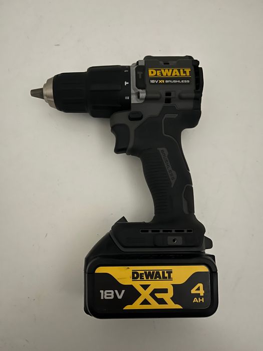 Wkrętarka DeWalt zasilanie akumulatorowe 18 V DCD100 limitowana 1x 4Ah
