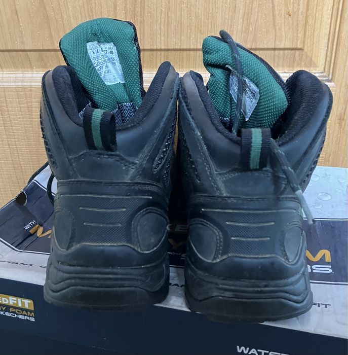 Зимові чоботи Skechers Waterproof [US 9]
