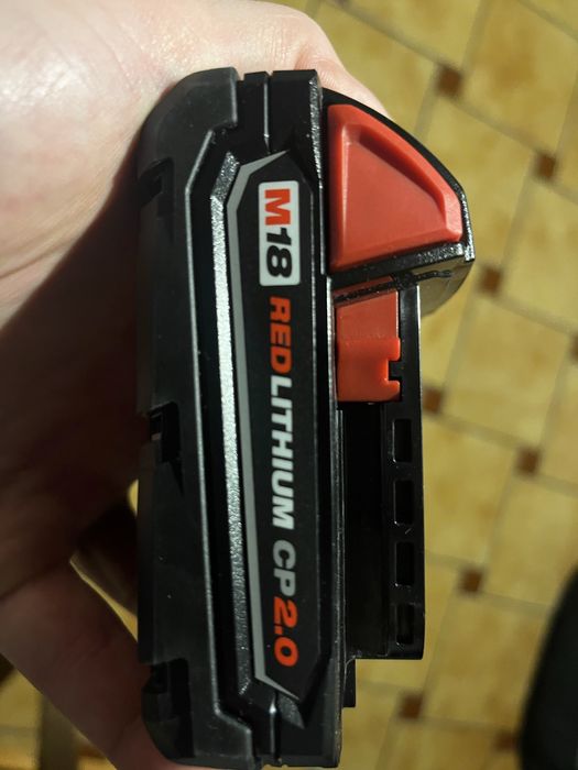 Szlifierka Milwaukee M18 ZESTAW