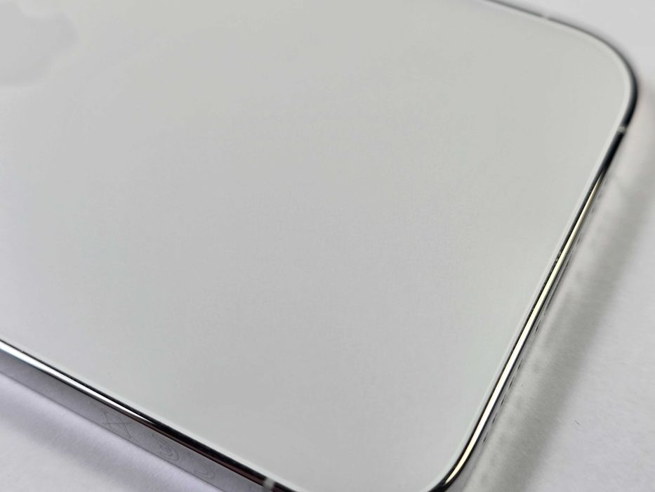 iPhone 13 PRO 256GB / Silver/ 76%/ Grade A- / + ładowarka