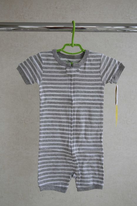 Ромпер (чоловічок з короткими рукавами та штанцями) Carters - р. 3Т