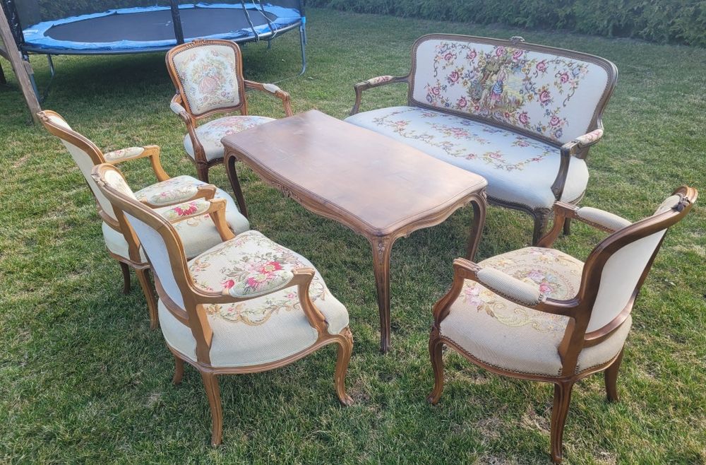 Zestaw mebli wypoczynkowych