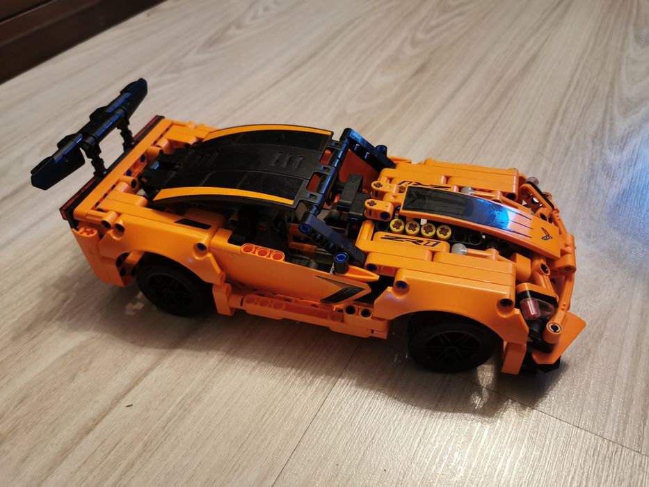 Lego technic 2 zestawy 42123 Mclaren Senna GTR + 42093 corvette ZR1