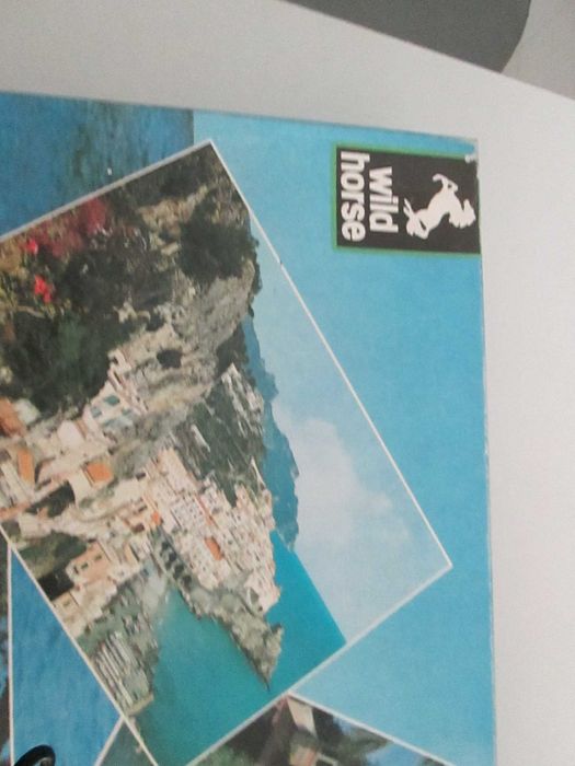 3 puzzles de 1000 peças cada numa só caixa