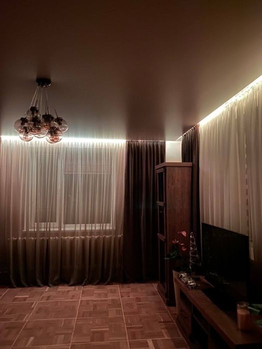 Монтаж натяжних стель любої складності за помірну ціну