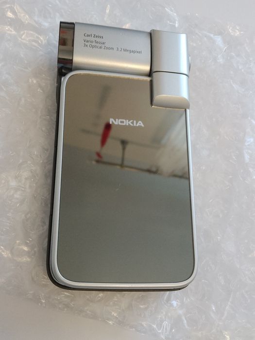 Piękna NOKIA N93i