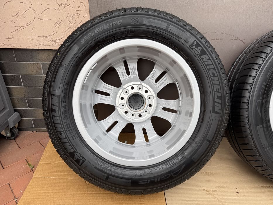 Новий фабричний комплект колеса гума диски резина Mercedes Sprinter Спринтер W907 W910 R17 з тестового авто 320 км