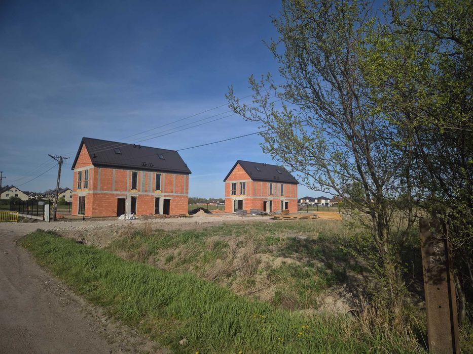 Sprzedam działkę 700 m² lub 600 m² - Widok 3