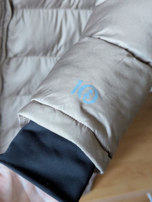 Жіночий пуховик Tentree