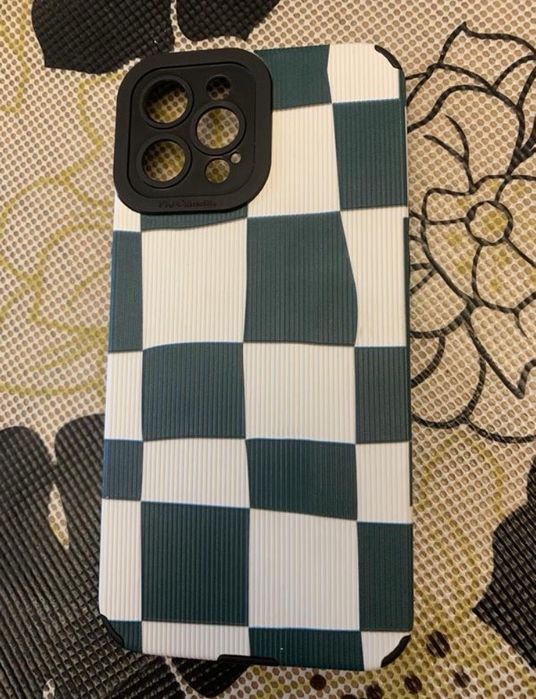 Продам чохол для iphone 12 pro max