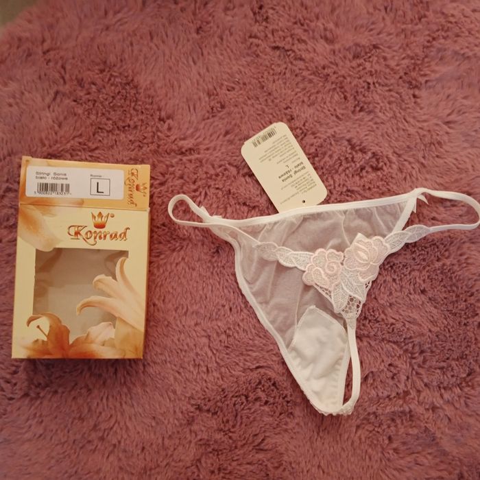 Stringi biało różowe Sonia Konrad L kwiat tiul