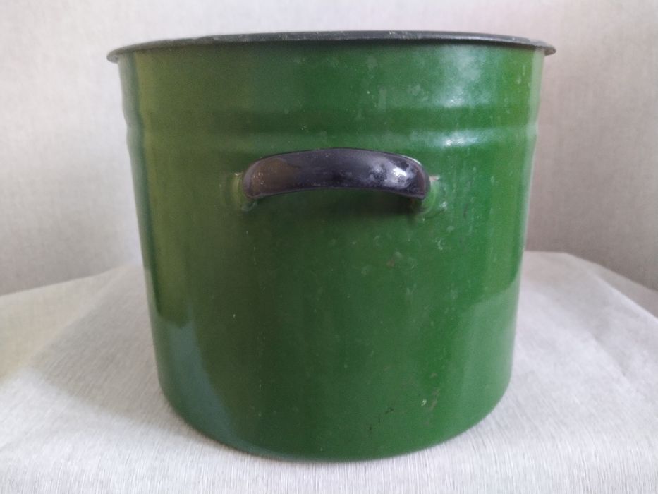 Бак-кастрюоя эмалированная зелёная 18 литров