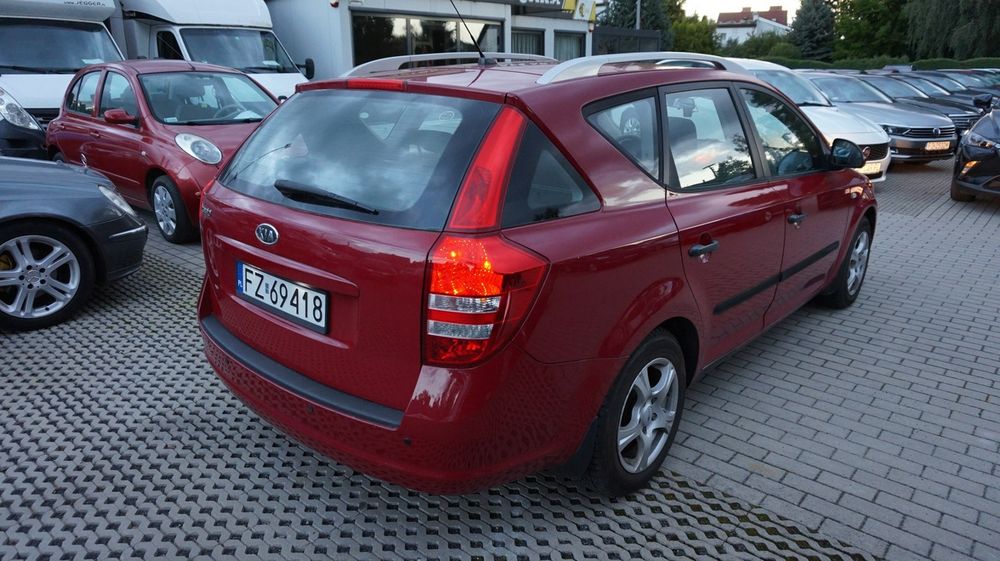 Kia Cee'd zarejestrowany, ubezpieczony. Gwarancja. Polecam !!!