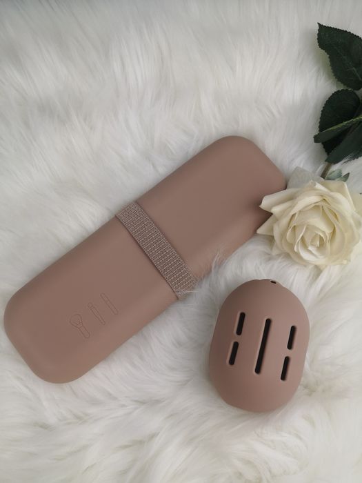 Etui na pędzle do makijażu i etui case na gąbeczkę zestaw Sinsay nowy