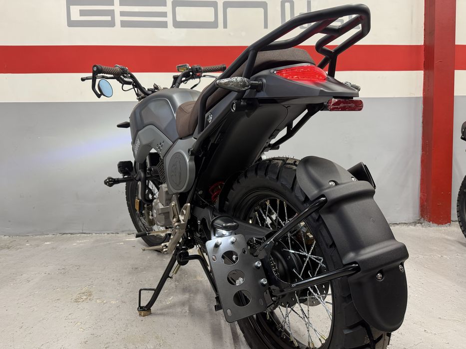 Мотоцикл GEON Baddog 250 CBB
