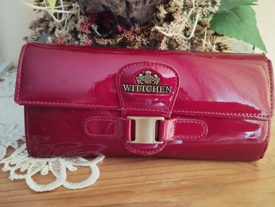 Czerwony portfel Wittchen skóra naturalna lakierowana
