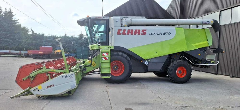 Kombajn zbożowy Claas Lexion 570 (2004) Po przeglądzie