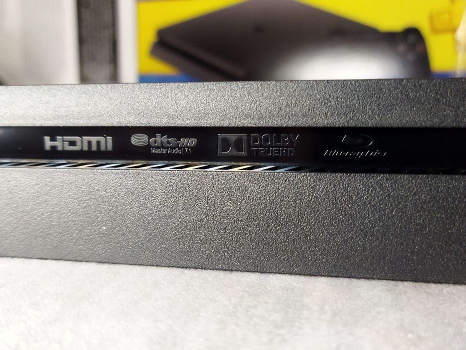 Игровая консоль PS4 PlayStation 4 Slim