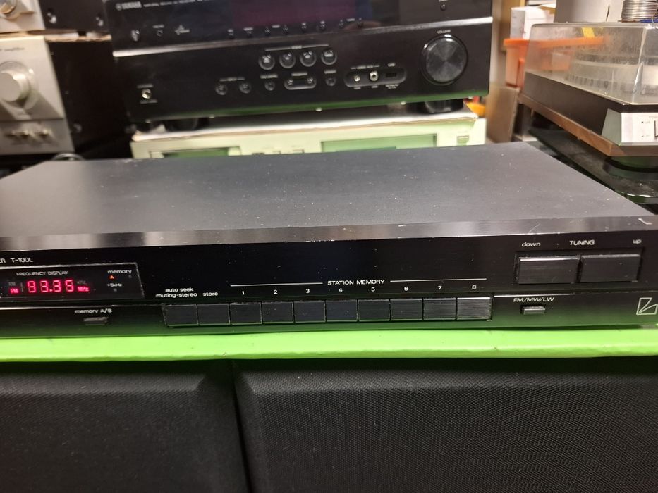 Tuner Luxman T-100L