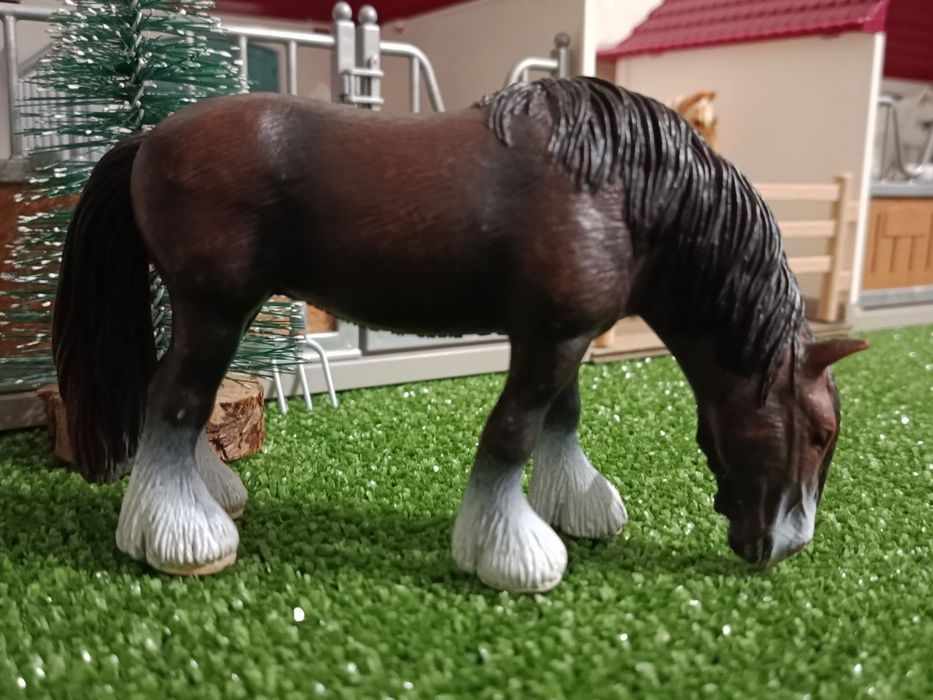 Кобила Шайра Schleich 2006 року