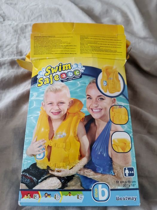 Надувний жилет Swim Safe