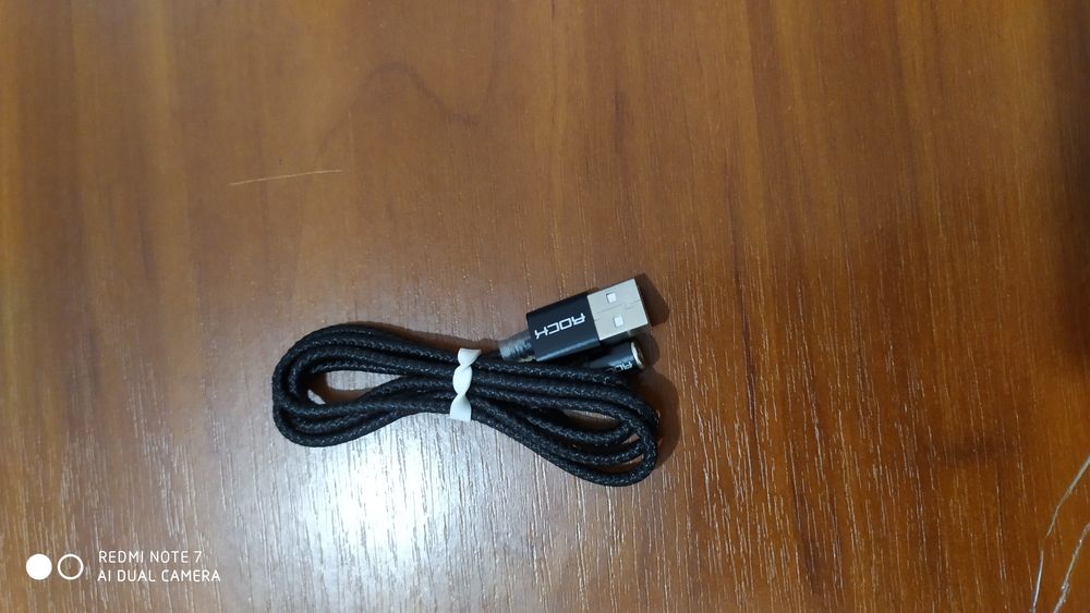 Качественный магнитный кабель с подсветкой