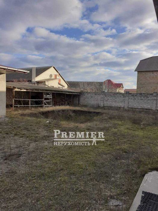 Продам 2-поверховий будинок 500 кв.м