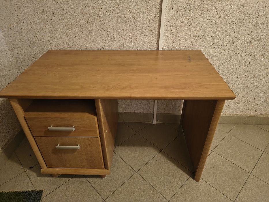 Oddam biurko brw Syriusz