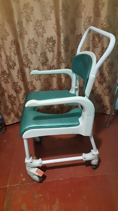 Кресло-туалет для пожилых и инвалидов
